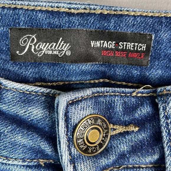 ROYALTY FOR ME Vintage Stretch High Rise Jeans Blue Mid Wash Distress Baddie 12 - Picture 7 of 11